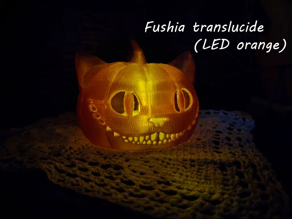 impression-3d-chat-citrouille-lampe-fushia-translucide-led-orange.webp