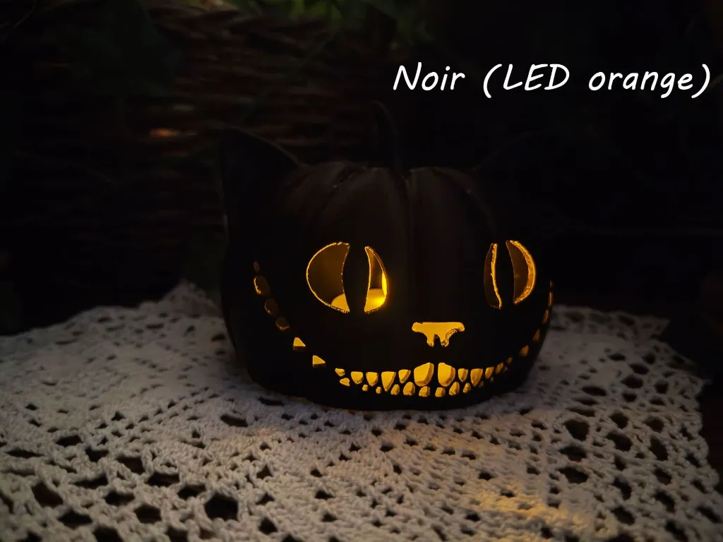 impression-3d-chat-citrouille-lampe-noir-led-orange.webp