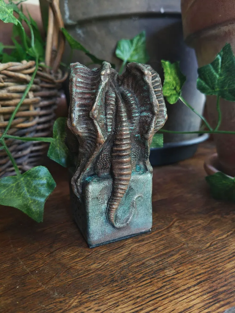 impression-3d-idole-cthulhu-arriere.webp
