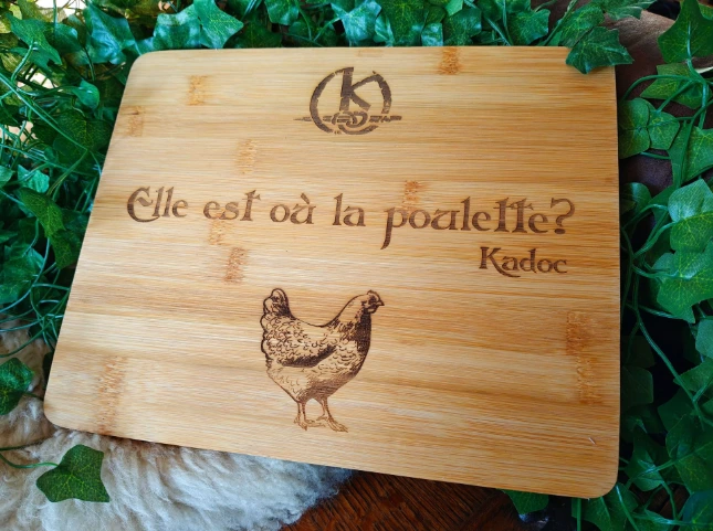 Grande planche à découper "Kaamelott"